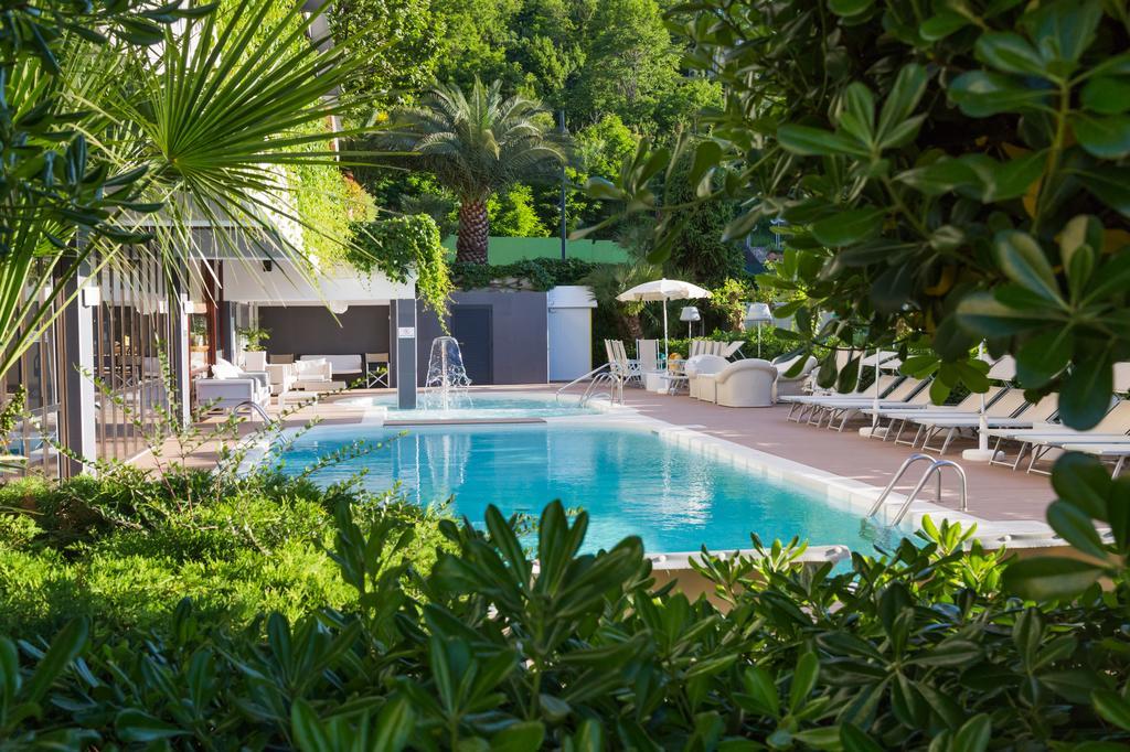 Hotel Alexander Gabicce Mare Exteriér fotografie