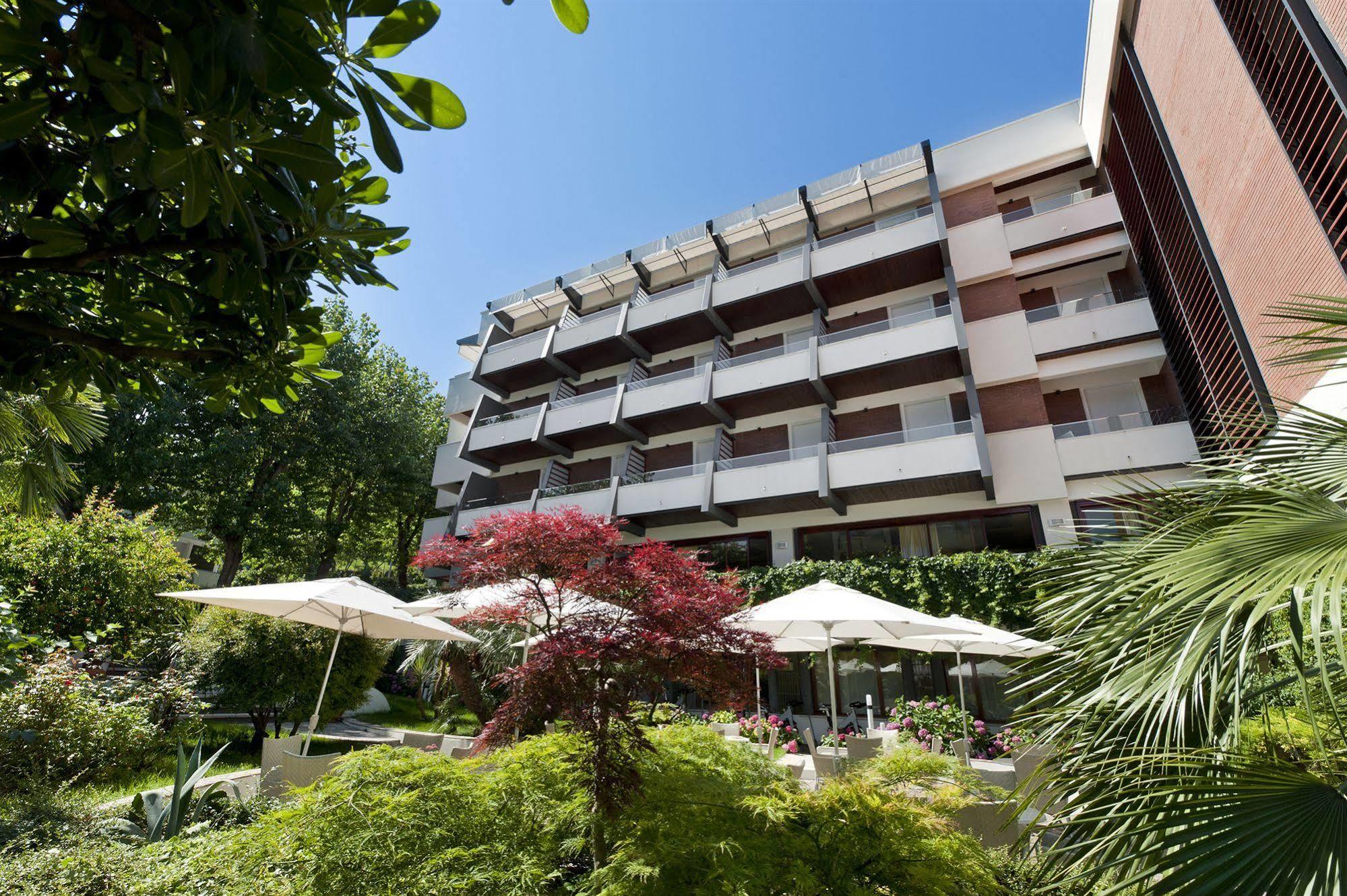 Hotel Alexander Gabicce Mare Exteriér fotografie