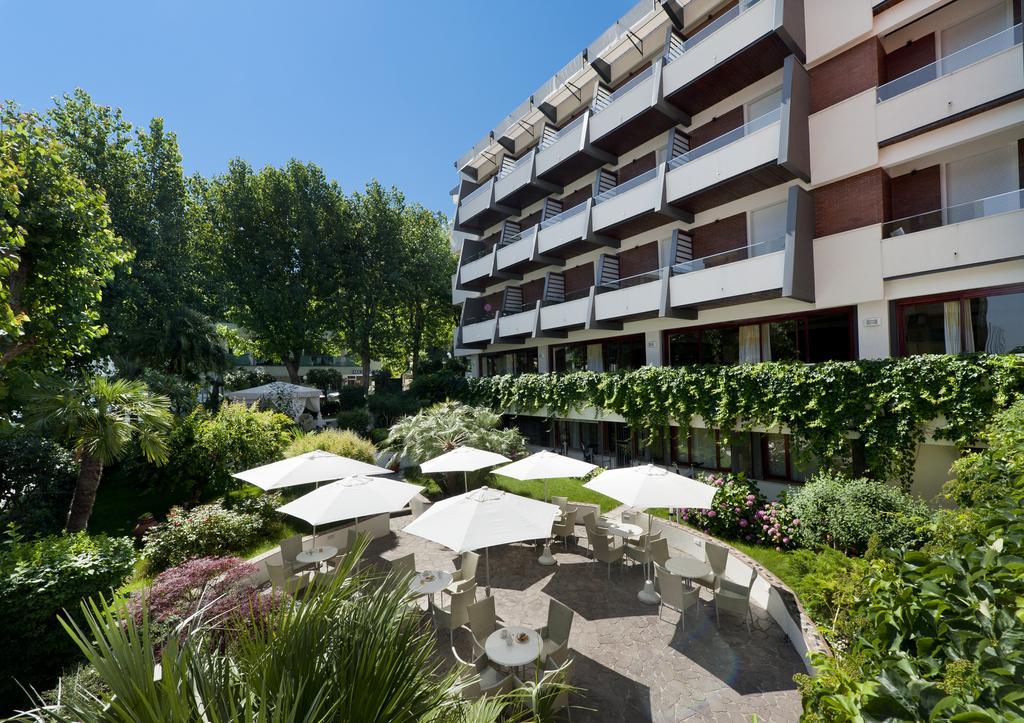 Hotel Alexander Gabicce Mare Exteriér fotografie